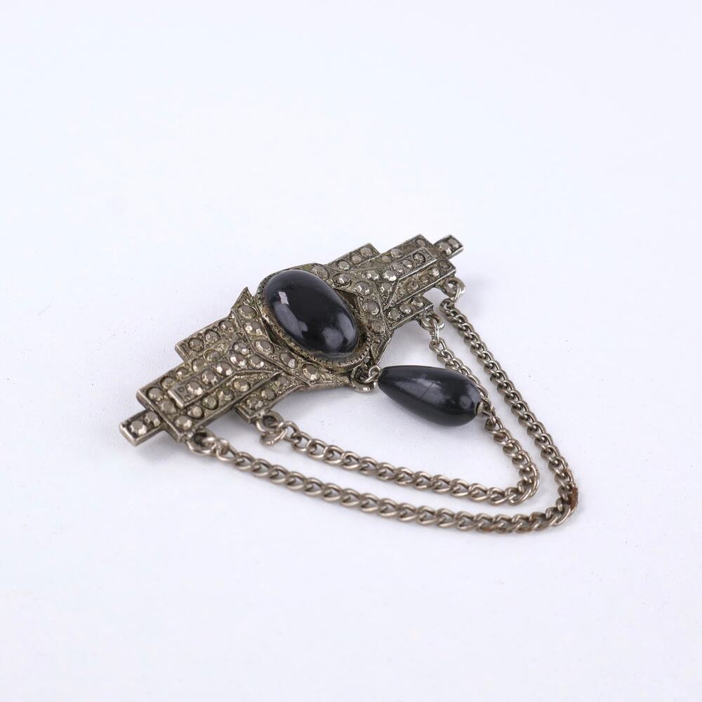 Antique Art Deco Marcasite Brooch Black Onyx Drape Chain C Clasp Pin 1920s - Picture 5 of 5